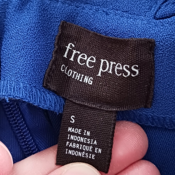 Free Press SZ Small Ruffle Sleeve Wide Leg Crop Pinafore Jumpsuit Blue Womens - Picture 9 of 10